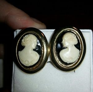 Beautiful Clip on Cameo Earring